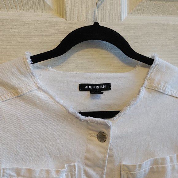 Ladies Joe Fresh White Size Medium Raw Hem Jean Jacket - Picture 3 of 5